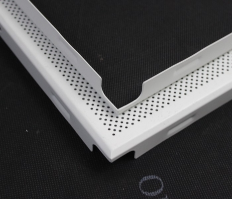 Alluminio/clip bianchi perforati o normali di GI in mattonelle del soffitto con il bordo smussato
