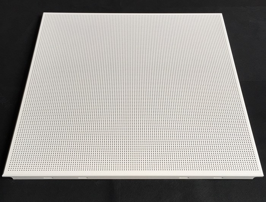 Renda incombustibile lo spessore perforato dell'alluminio 0.7mm/le mattonelle false soffitto del metallo 600 x 600mm