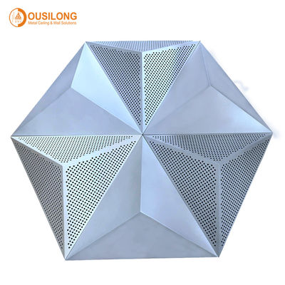Clip improvvisa urgente decorativa nel pannello del metallo sospeso progettazione speciale acustica del soffitto del triangolo 3D