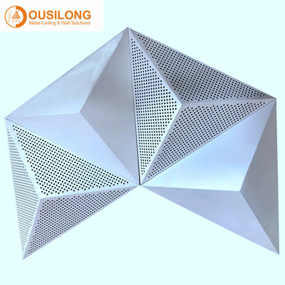 Clip improvvisa urgente decorativa nel pannello del metallo sospeso progettazione speciale acustica del soffitto del triangolo 3D
