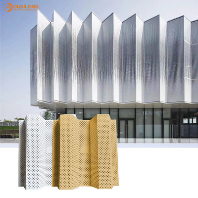 La resistenza agli'agenti atmosferici ha ondulato le mattonelle architettoniche di alluminio del metallo dei pannelli di parete per costruzione commerciale