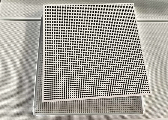 La polvere di Akzo Nobel ha ricoperto il controsoffitto di alluminio piastrella Matt White Finished Ceiling Panel