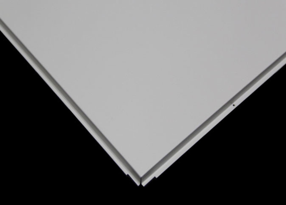 Ф1.8 perforato di alluminio ha sospeso la disposizione nei bianchi 600 x 600mm delle mattonelle del soffitto