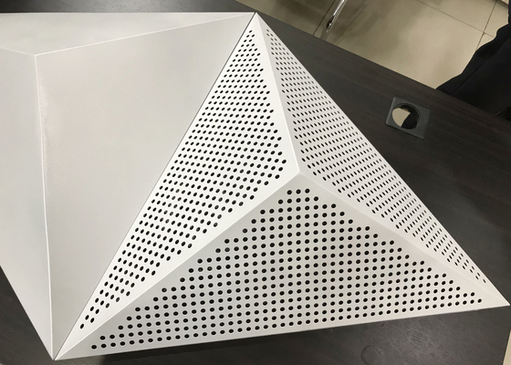 Clip perforata della rottura 3D nel sistema del soffitto per il pannello per soffitti fonoassorbente acustico della parete