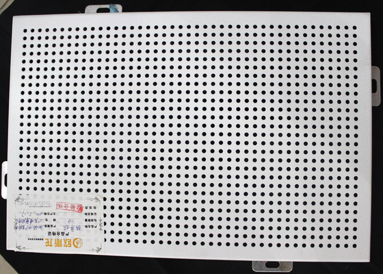 Le mattonelle del controsoffitto quadrate acustiche insonorizzate si agganciano, 600 x 600 mattonelle del controsoffitto