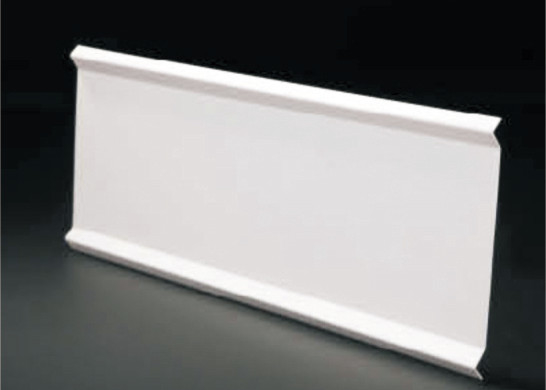 Soffitto di alluminio bianco sospeso decorativo su ordine del deflettore, soffitto lineare falso architettonico del metallo