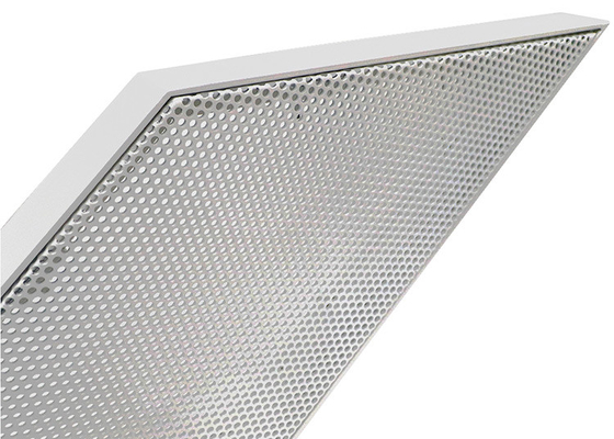 Spruzzatura esteriore della polvere del metallo della parete divisoria di forma prismatica di alluminio perforata PVDF del pannello