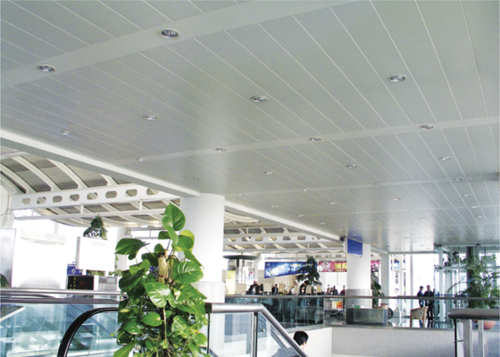 Soffitto di alluminio della striscia, pannelli architettonici di costruzione del soffitto interno