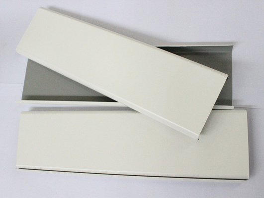 Akzo Nobel spolverizza il pannello per soffitti di alluminio della striscia del rivestimento per architettonico
