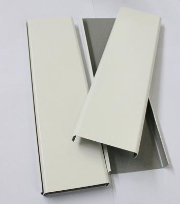 Akzo Nobel spolverizza il pannello per soffitti di alluminio della striscia del rivestimento per architettonico