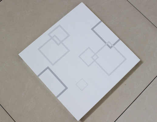 mattonelle artistiche del soffitto di 0.6mm per la decorazione domestica moderna toilette/della cucina