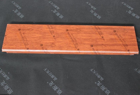 Rivestimento di legno decorativo a prova di fuoco del rullo della lega di alluminio dei pannelli per soffitti