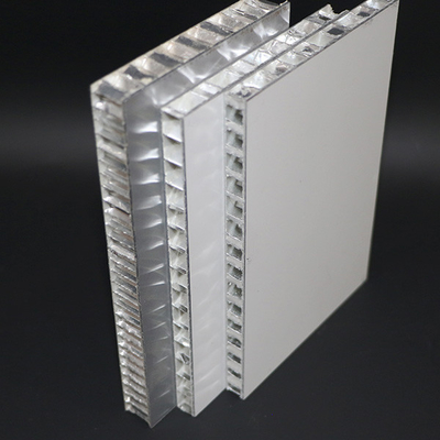 pannello di alluminio del favo di spessore di 20mm, parete divisoria del panino del centro del metallo di 10mm