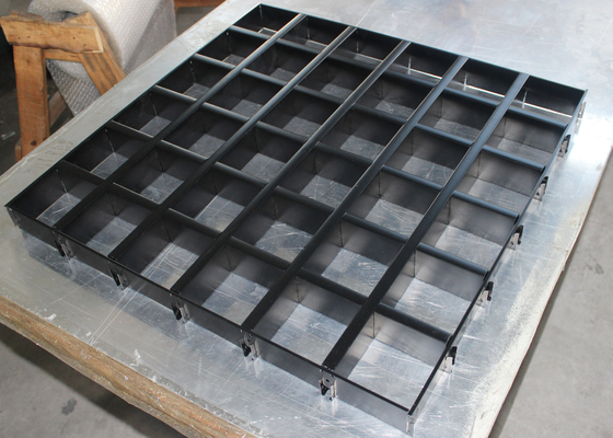 Il soffitto sospeso del metallo di griglia piastrella bello con la griglia T Antivari della struttura
